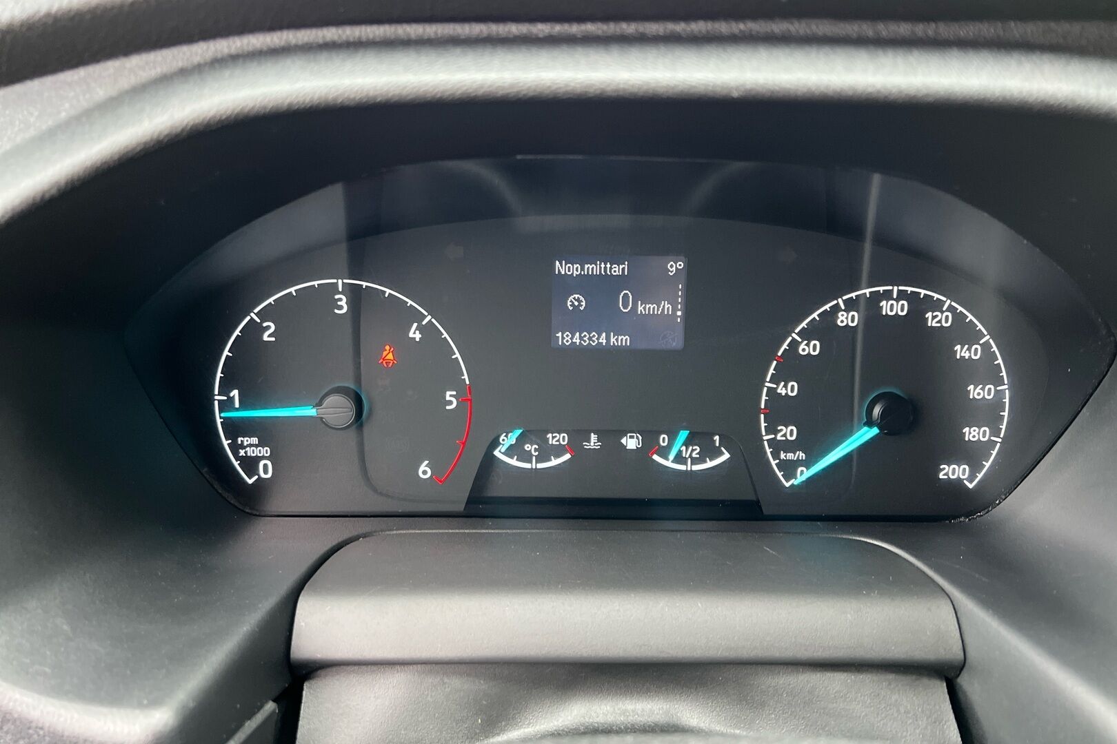 Ford Transit Custom iso kuva 7