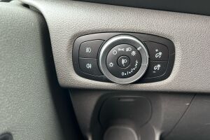 Ford Transit Custom esikatselu 11