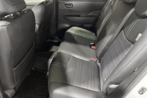 Nissan Leaf esikatselu 10