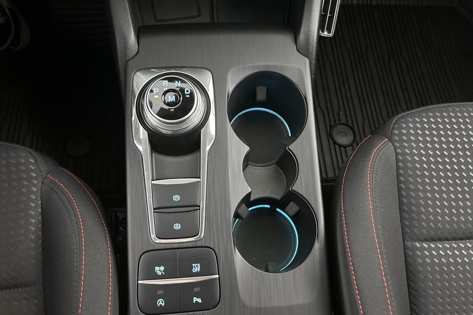 Ford Focus iso kuva 11