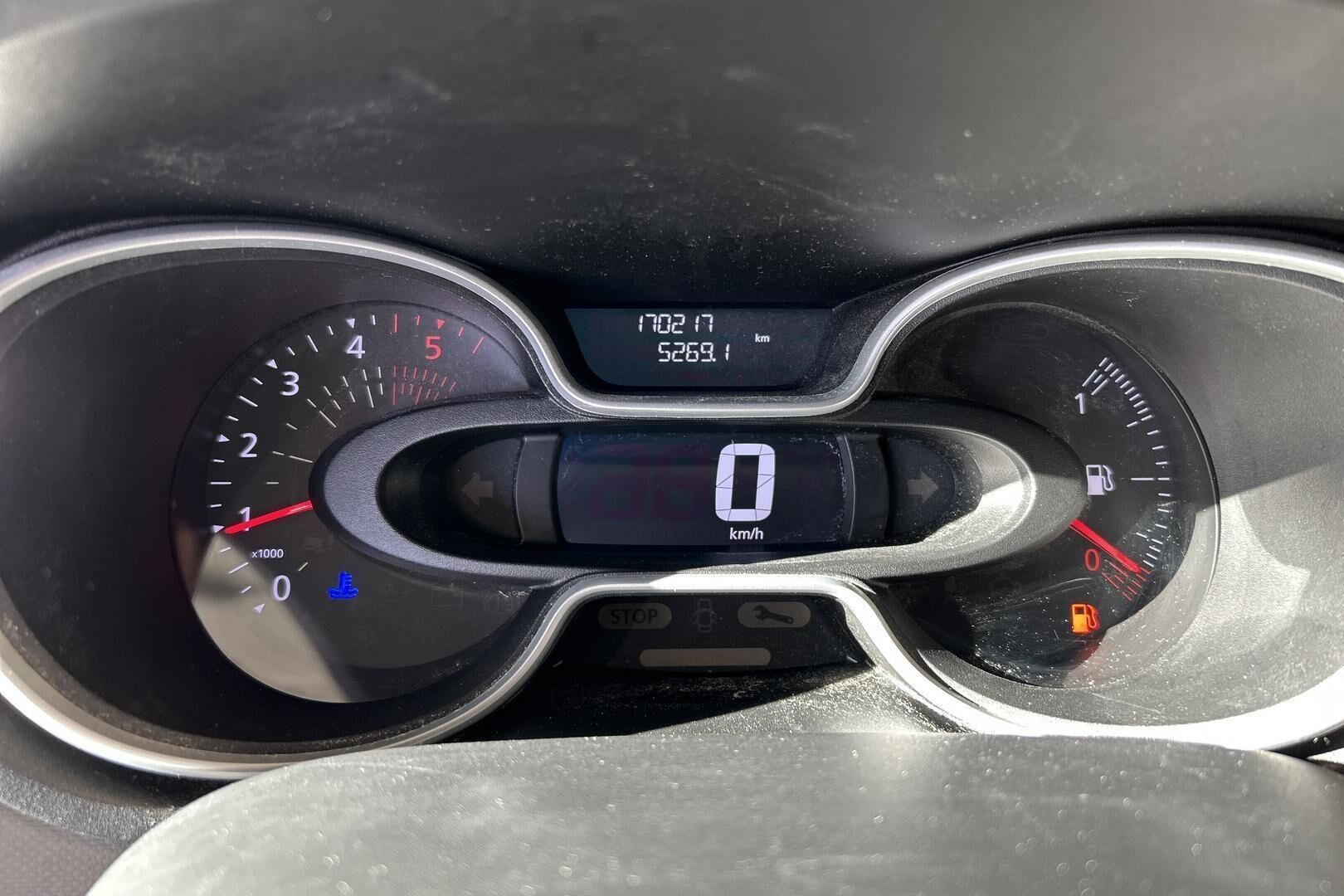 Nissan NV300 iso kuva 14