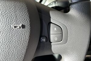 Nissan NV300 esikatselu 21