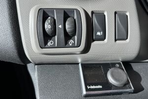 Nissan NV300 esikatselu 23