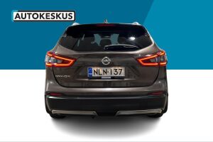 Nissan Qashqai esikatselu 5