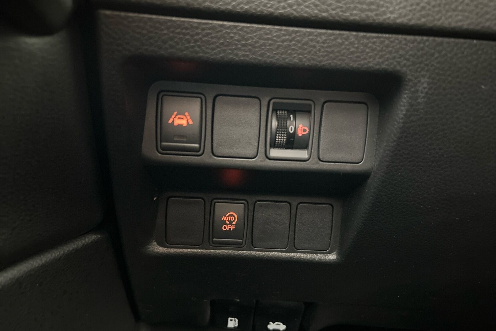 Nissan Qashqai iso kuva 17