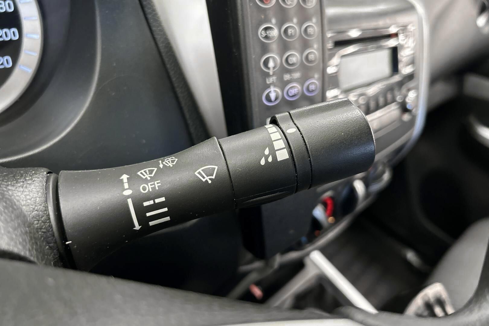 Nissan Navara iso kuva 17