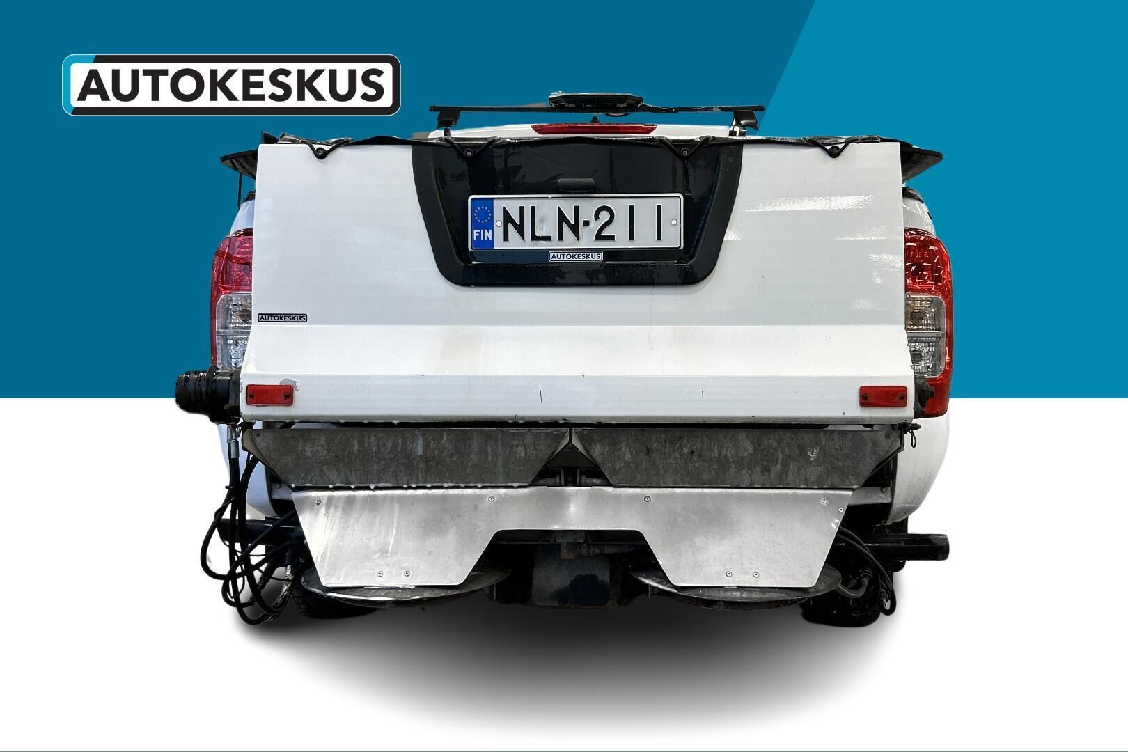 Nissan Navara iso kuva 6