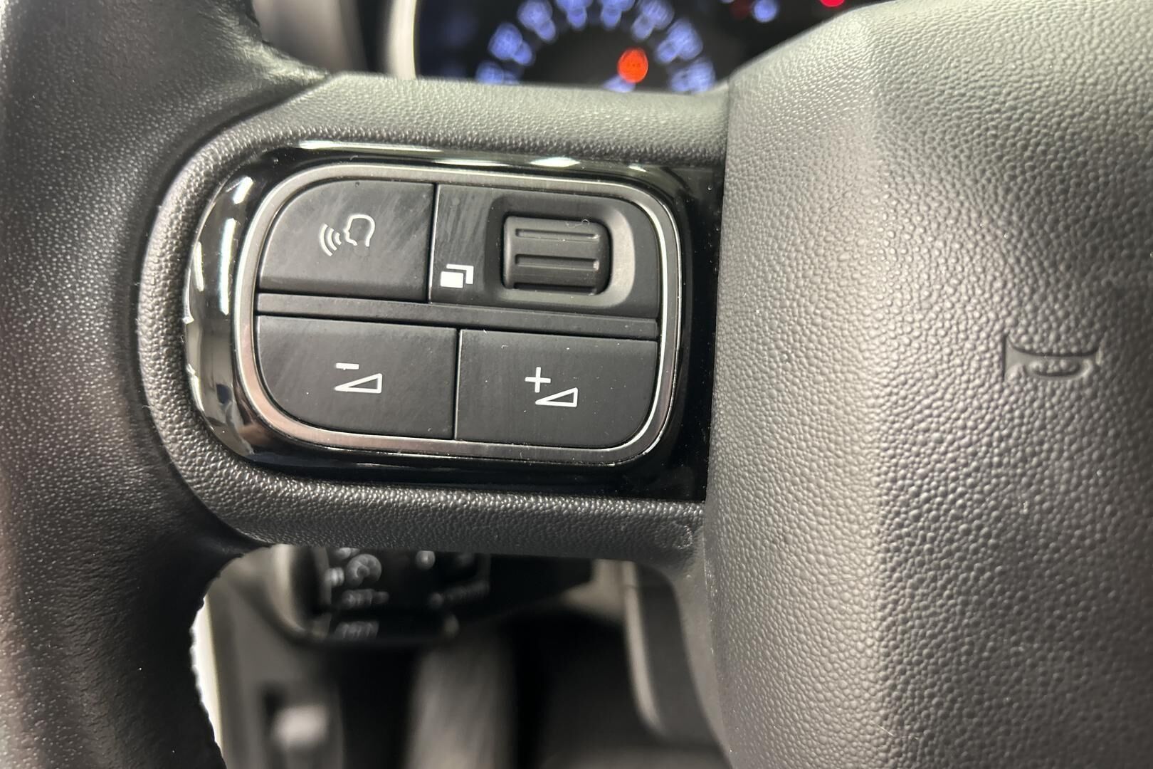 Citroen C3 Aircross iso kuva 11