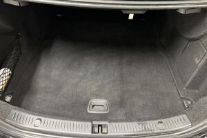 Mercedes-Benz E esikatselu 12