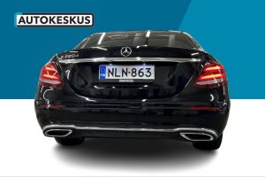 Mercedes-Benz E esikatselu 6