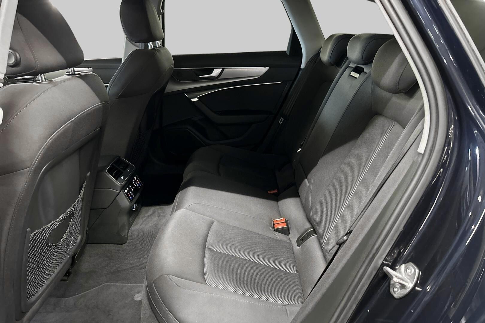 Audi A6 iso kuva 35