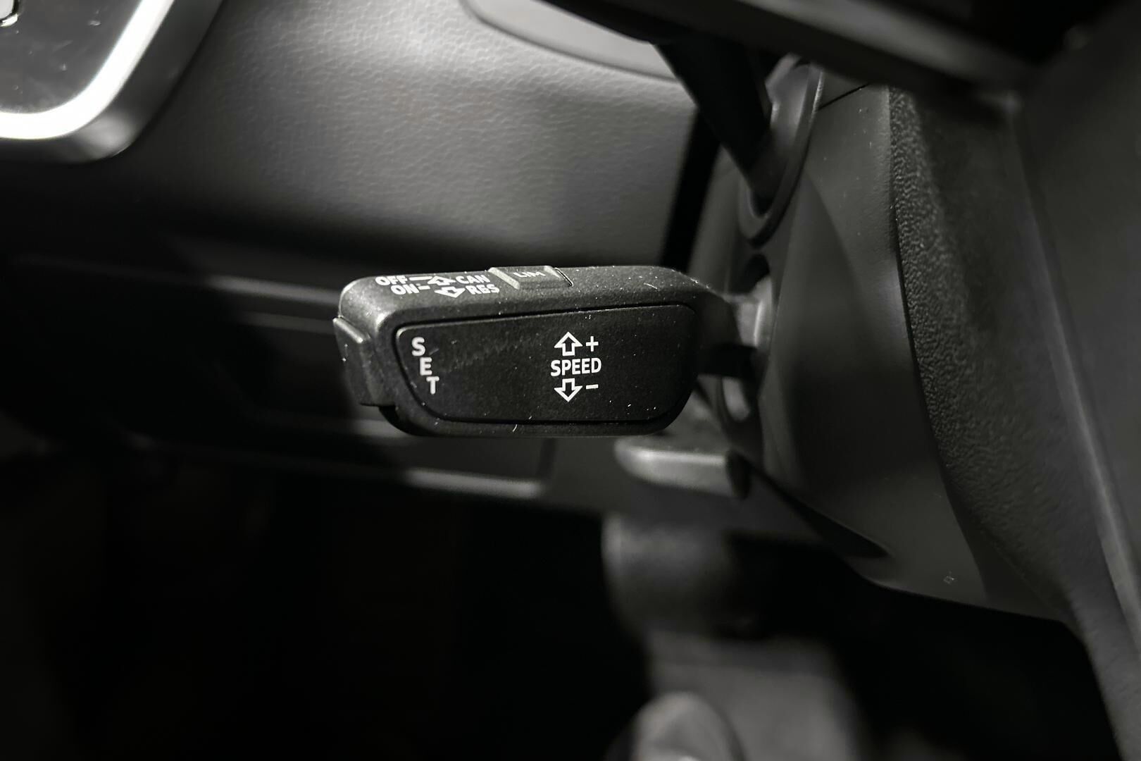 Audi A6 iso kuva 17