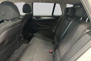 BMW 5-SARJA esikatselu 8
