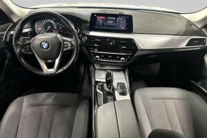 BMW 5-SARJA esikatselu 9