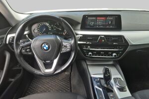 BMW 5-SARJA esikatselu 2