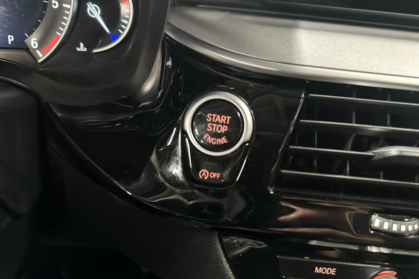 BMW 5-SARJA iso kuva 16