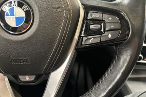 BMW 5-SARJA esikatselu 20