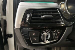 BMW 5-SARJA esikatselu 21