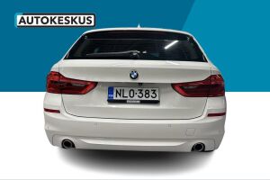 BMW 5-SARJA esikatselu 4