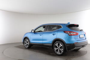Nissan Qashqai esikatselu 6
