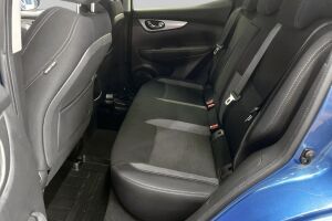 Nissan Qashqai esikatselu 10