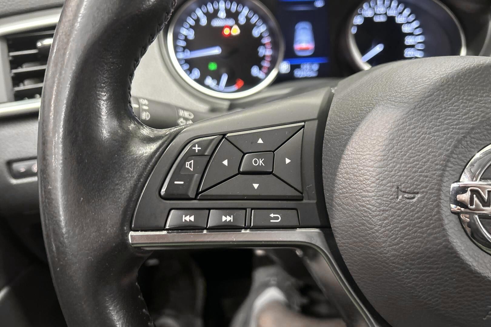 Nissan Qashqai iso kuva 19