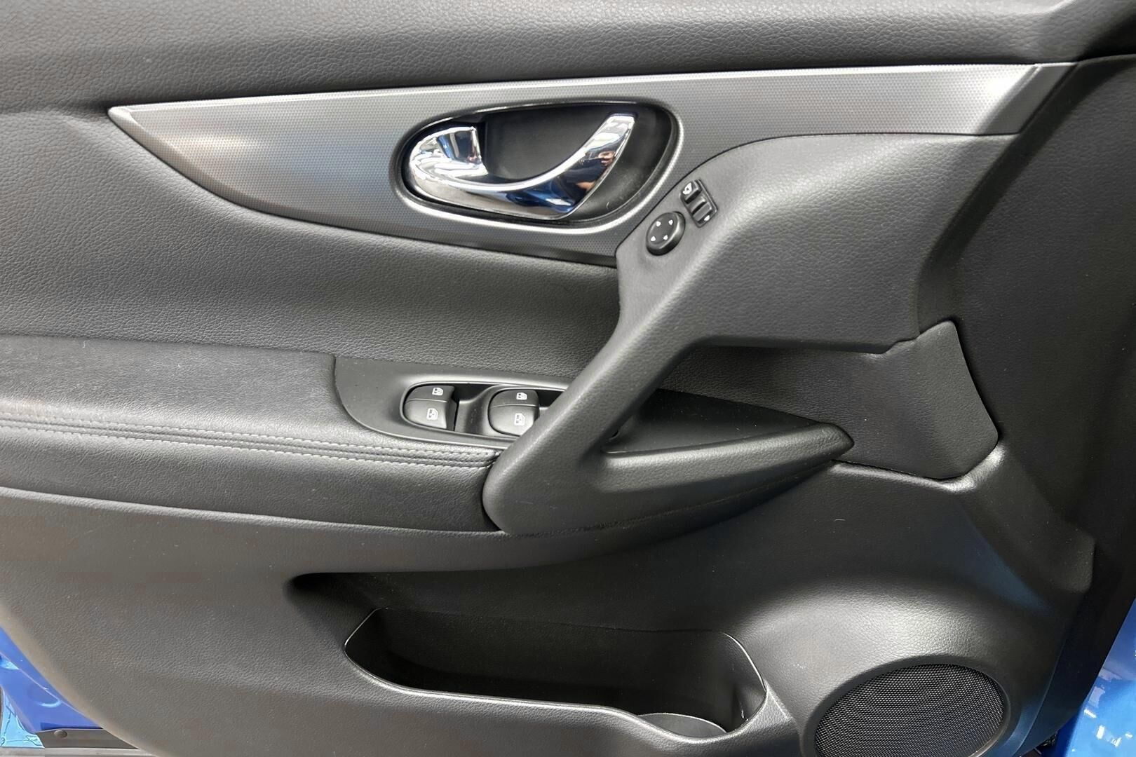 Nissan Qashqai iso kuva 21