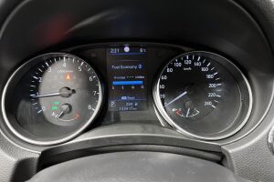 Nissan Qashqai esikatselu 14