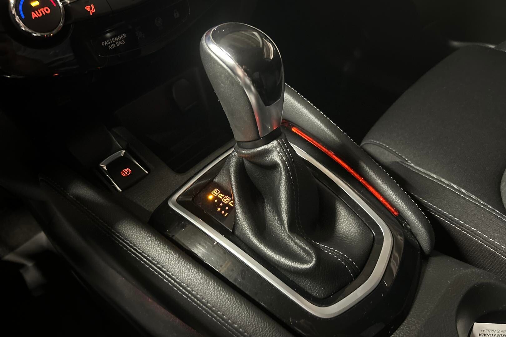 Nissan Qashqai iso kuva 24