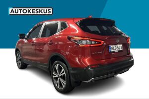 Nissan Qashqai esikatselu 4