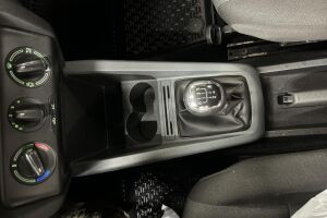 Skoda Fabia esikatselu 16