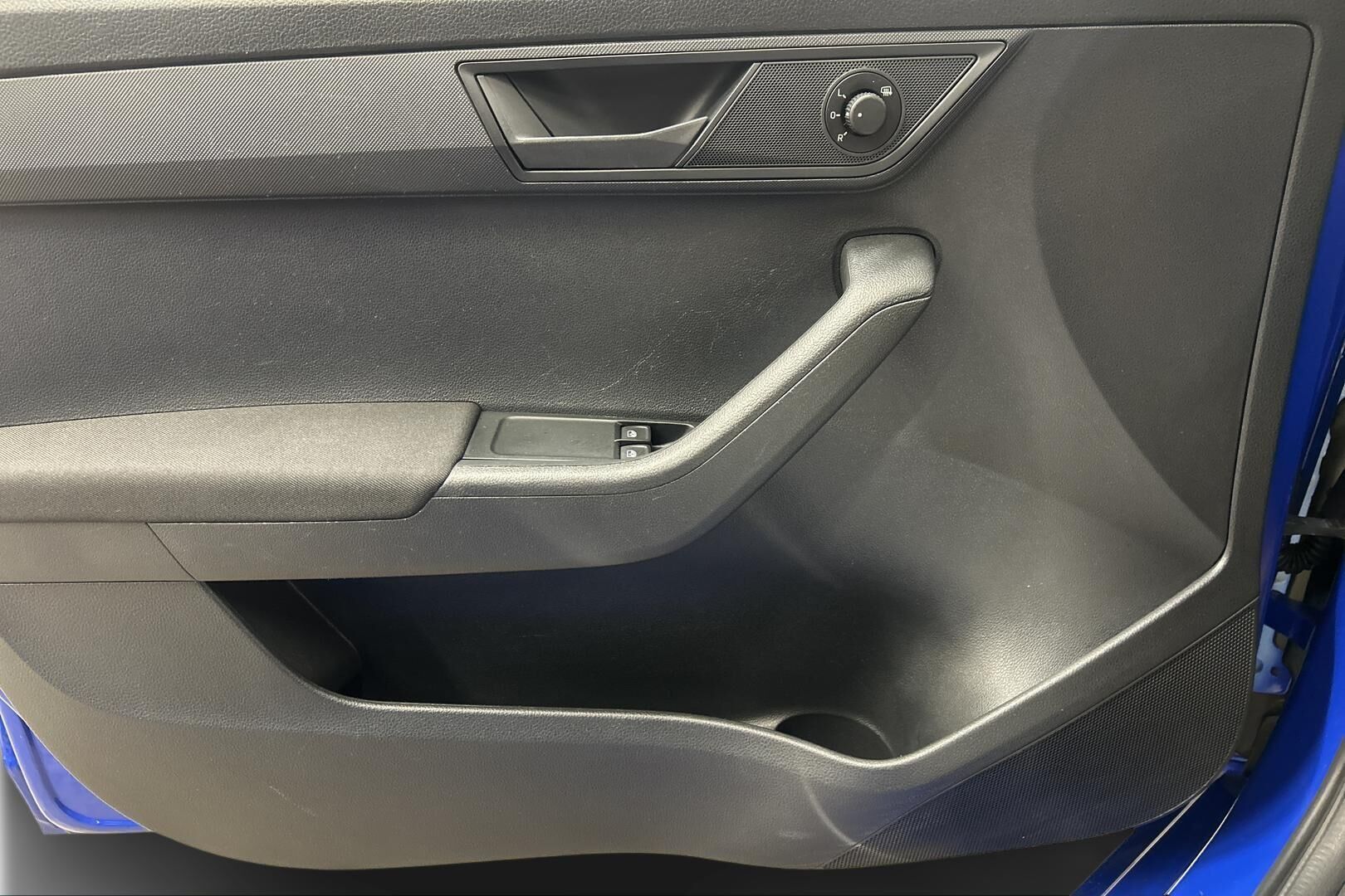 Skoda Fabia iso kuva 18