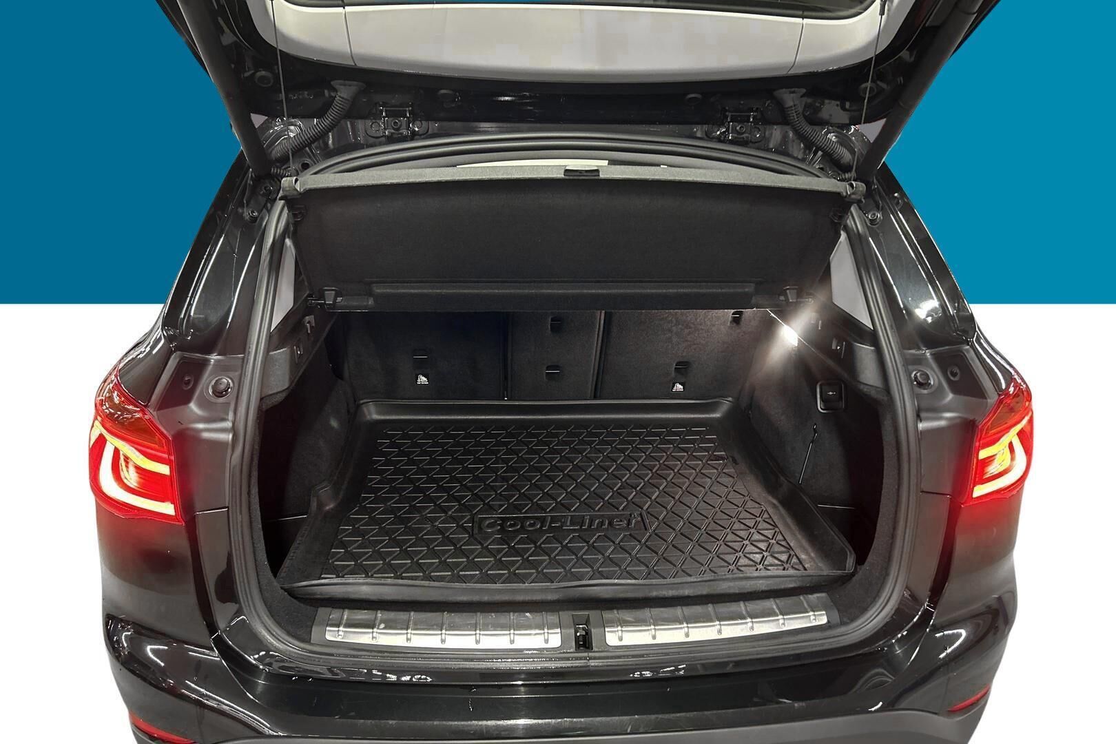 BMW X1 iso kuva 12