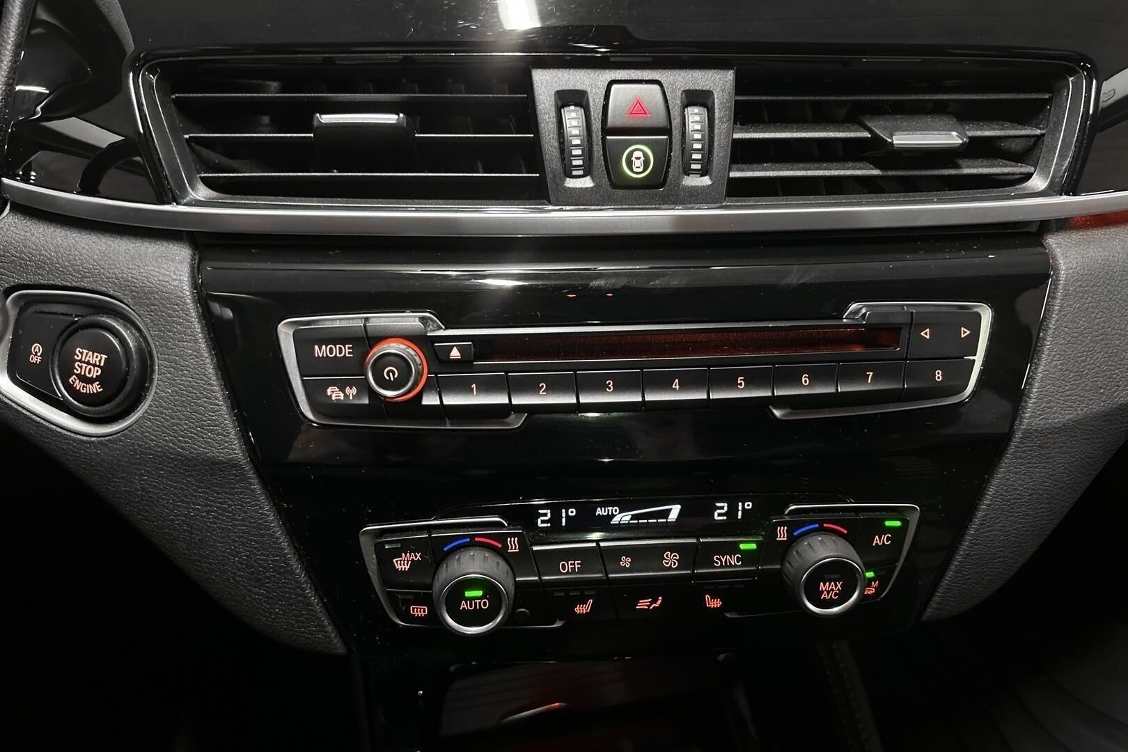 BMW X1 iso kuva 18