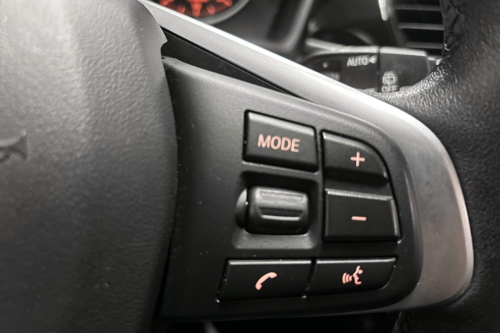 BMW X1 iso kuva 21