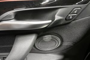BMW X1 esikatselu 25