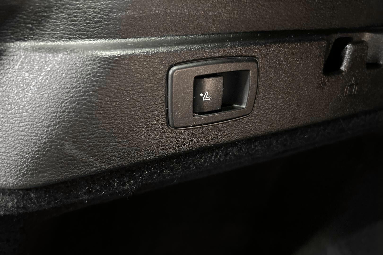 BMW X1 iso kuva 33
