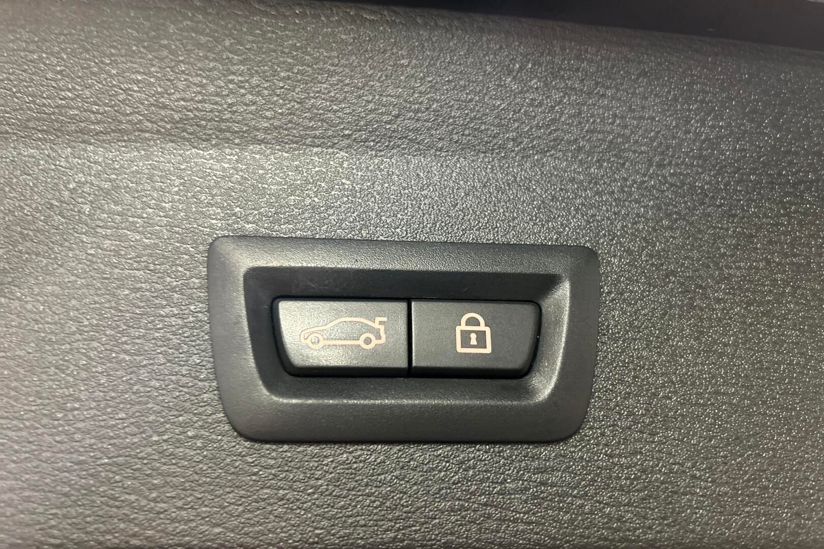 BMW X1 iso kuva 34