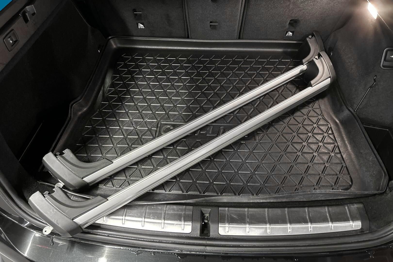 BMW X1 iso kuva 37