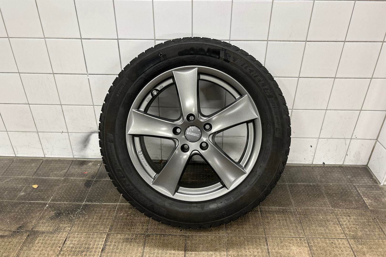 BMW X1 iso kuva 38