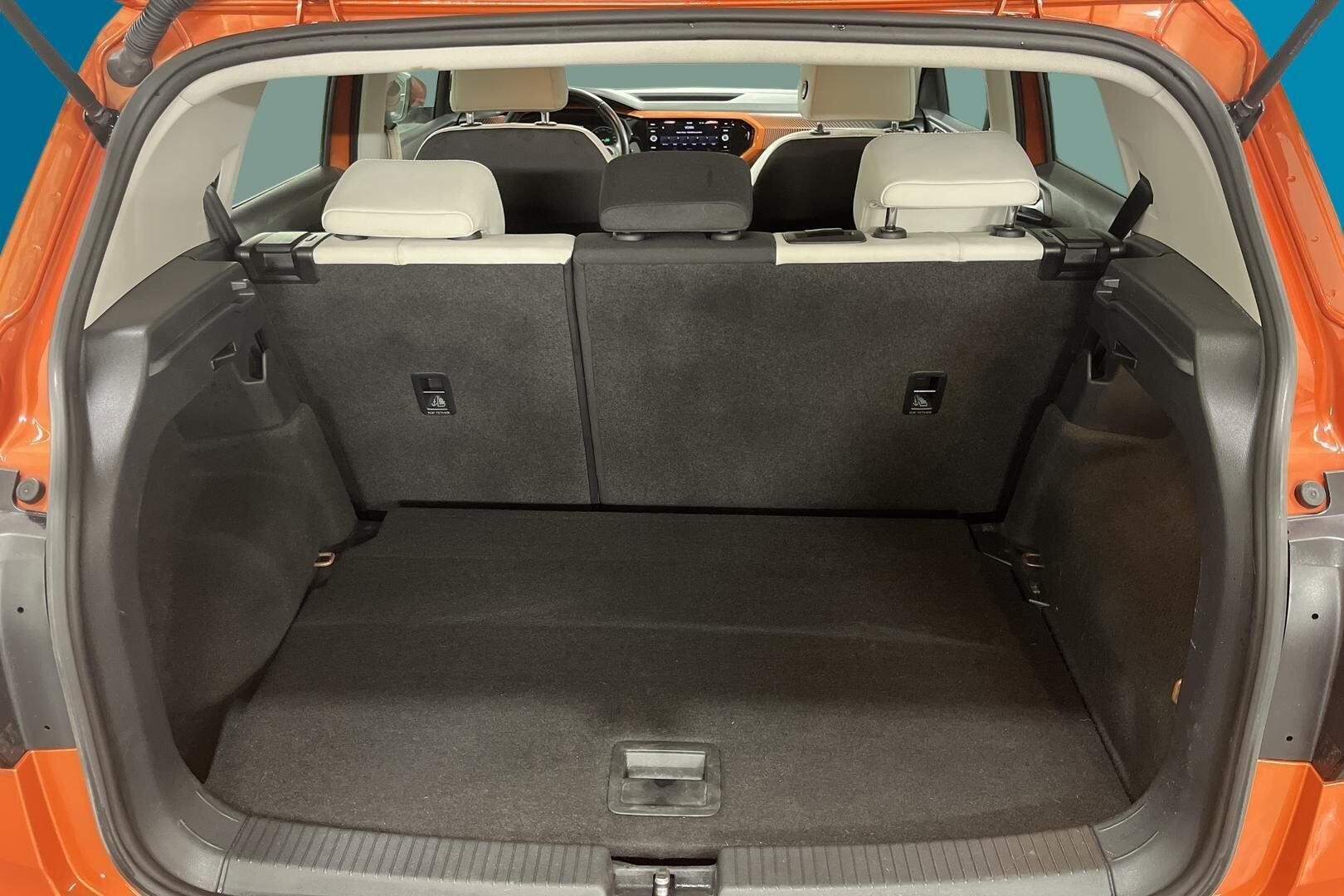 Volkswagen T-Cross iso kuva 12