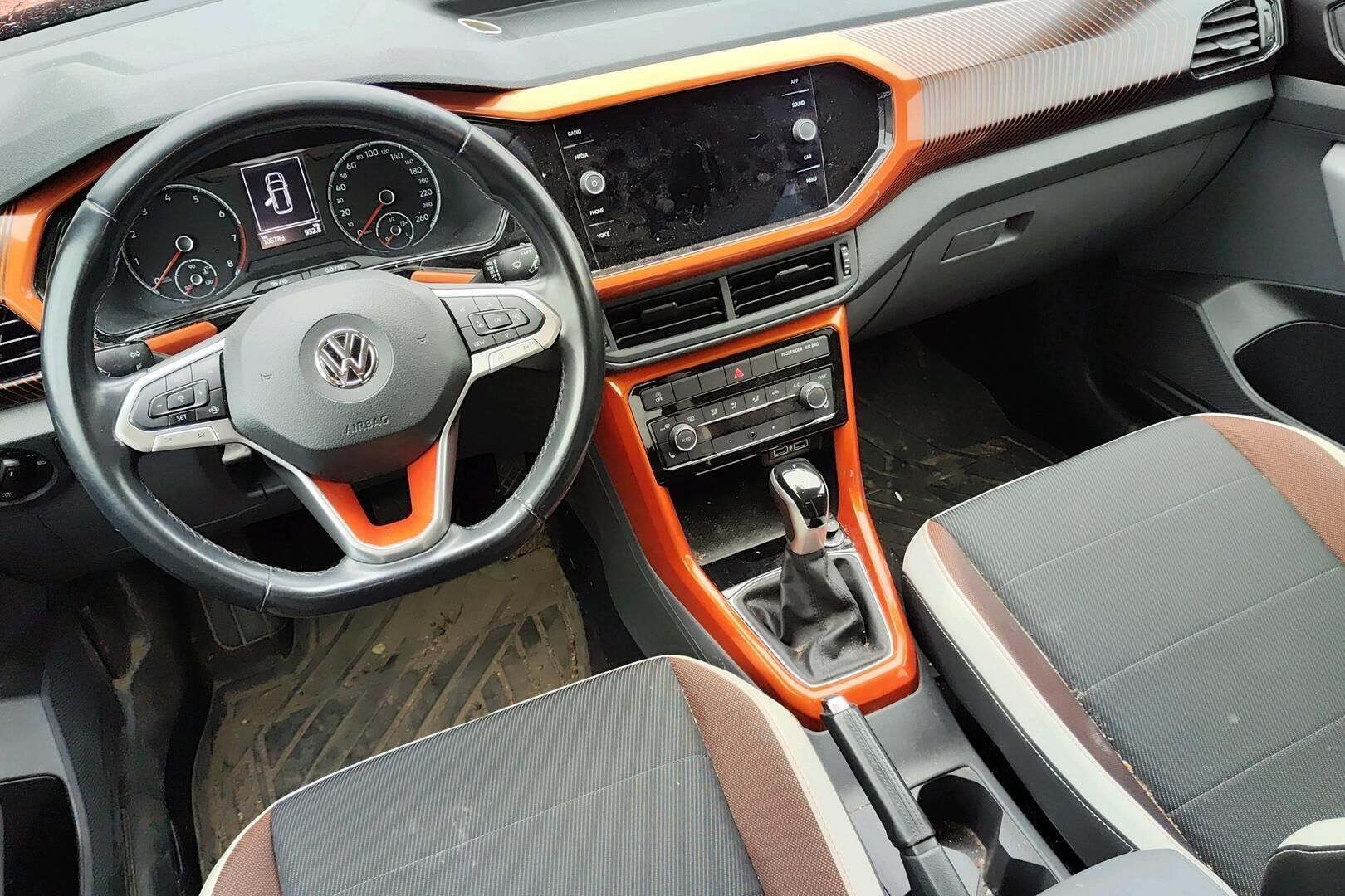Volkswagen T-Cross iso kuva 1