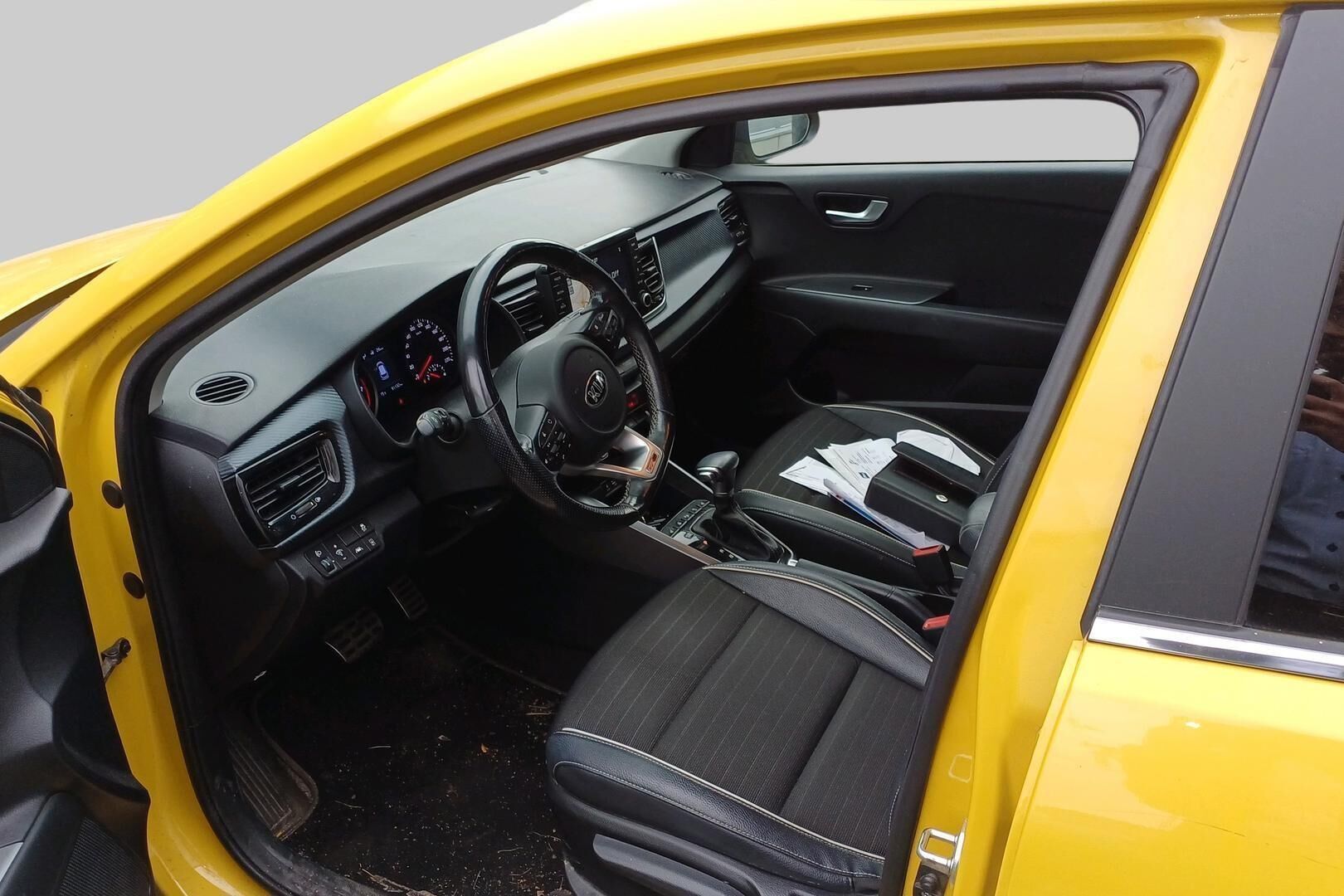Kia Rio iso kuva 2
