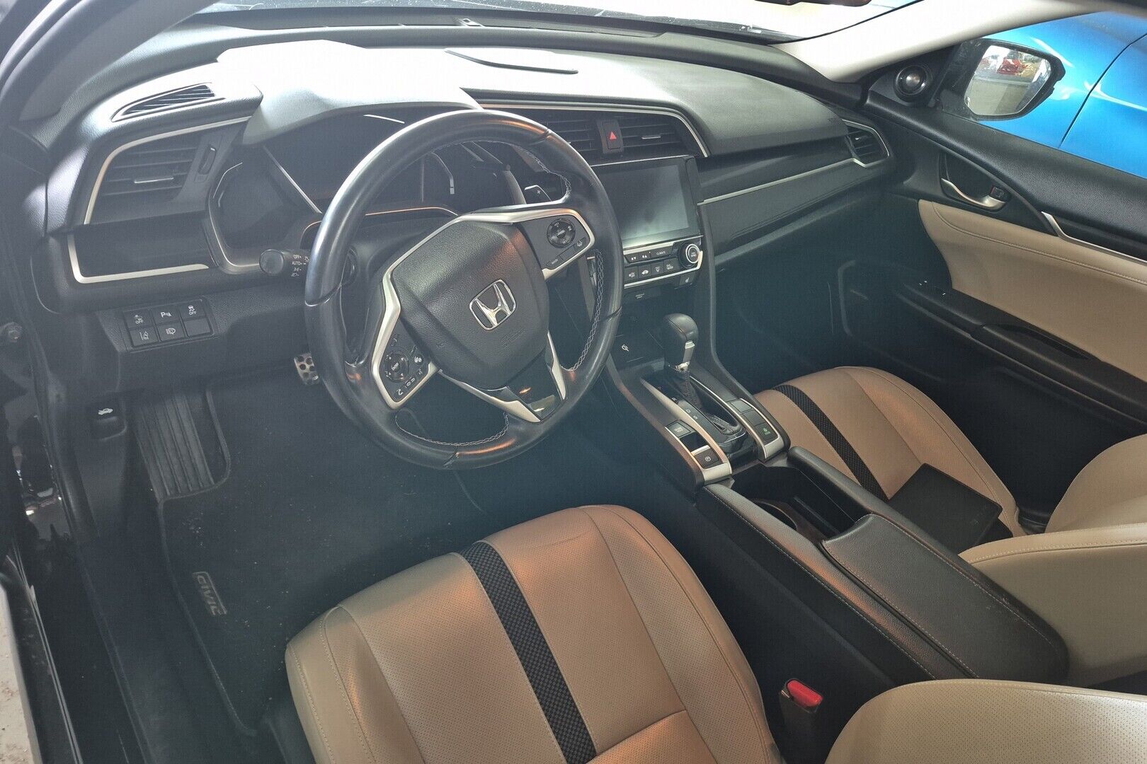 Honda Civic iso kuva 1