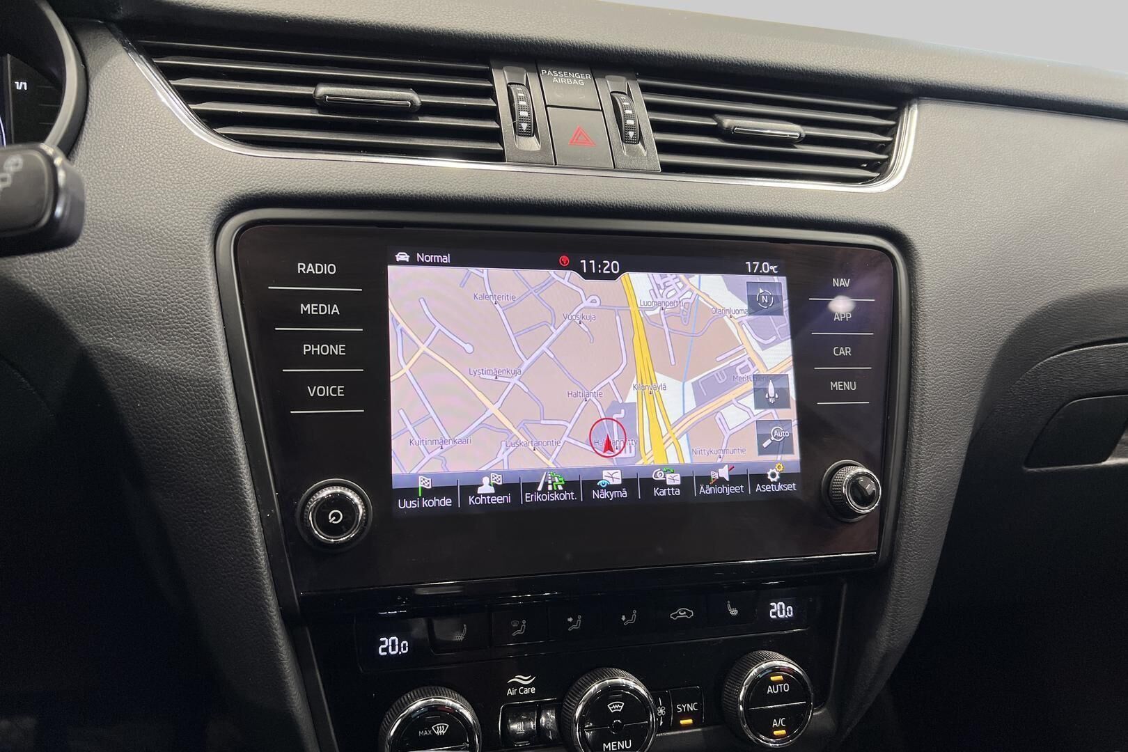Skoda Octavia iso kuva 15