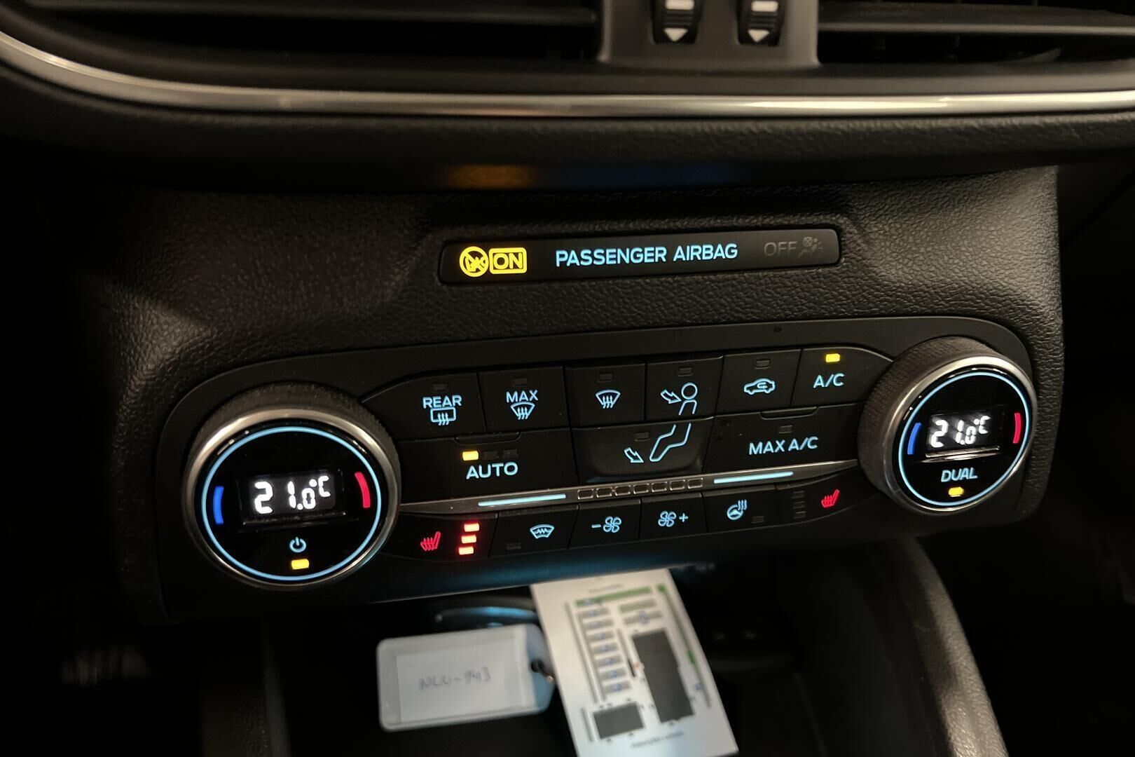 Ford Focus iso kuva 16