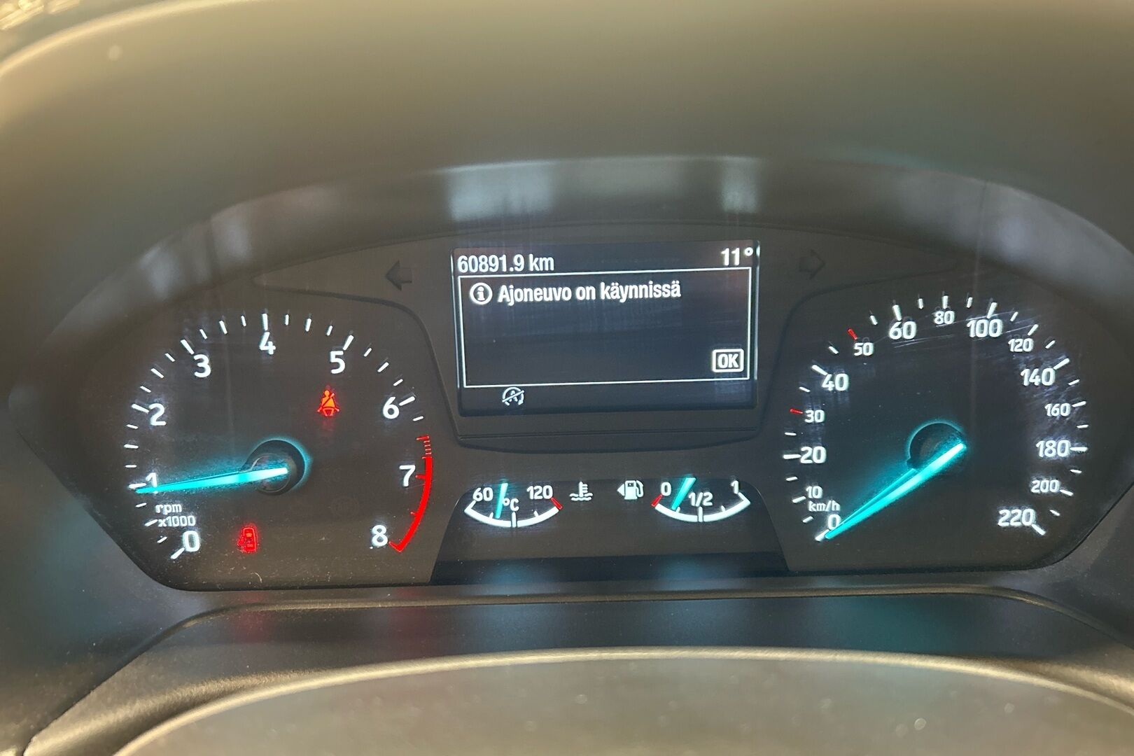Ford Fiesta iso kuva 15