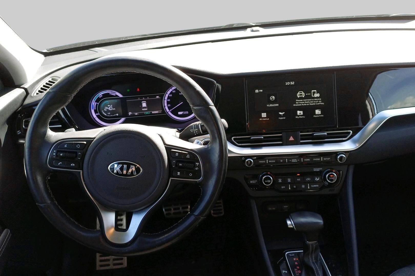 Kia Niro iso kuva 1