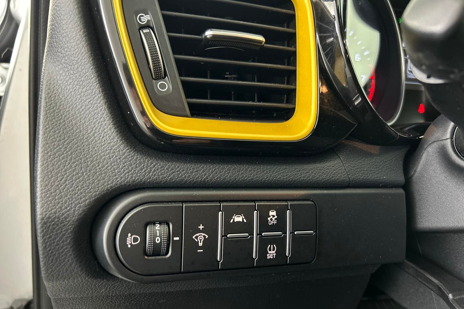 Kia XCeed iso kuva 18