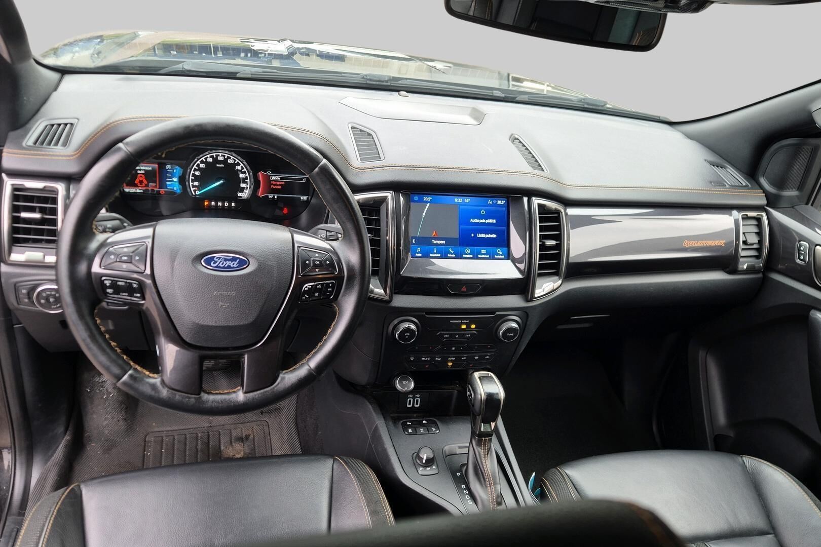 Ford Ranger iso kuva 21